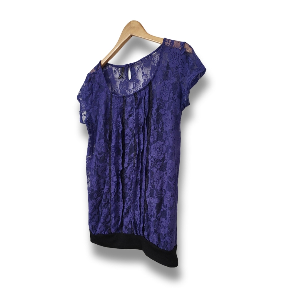 🌿Maurices Women's Medium Purple and Black Lace Fully Lined Top-Gorgeous! - Picture 4 of 11